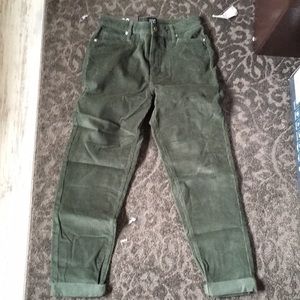 UO BDG green corduroy mom jeans NWT